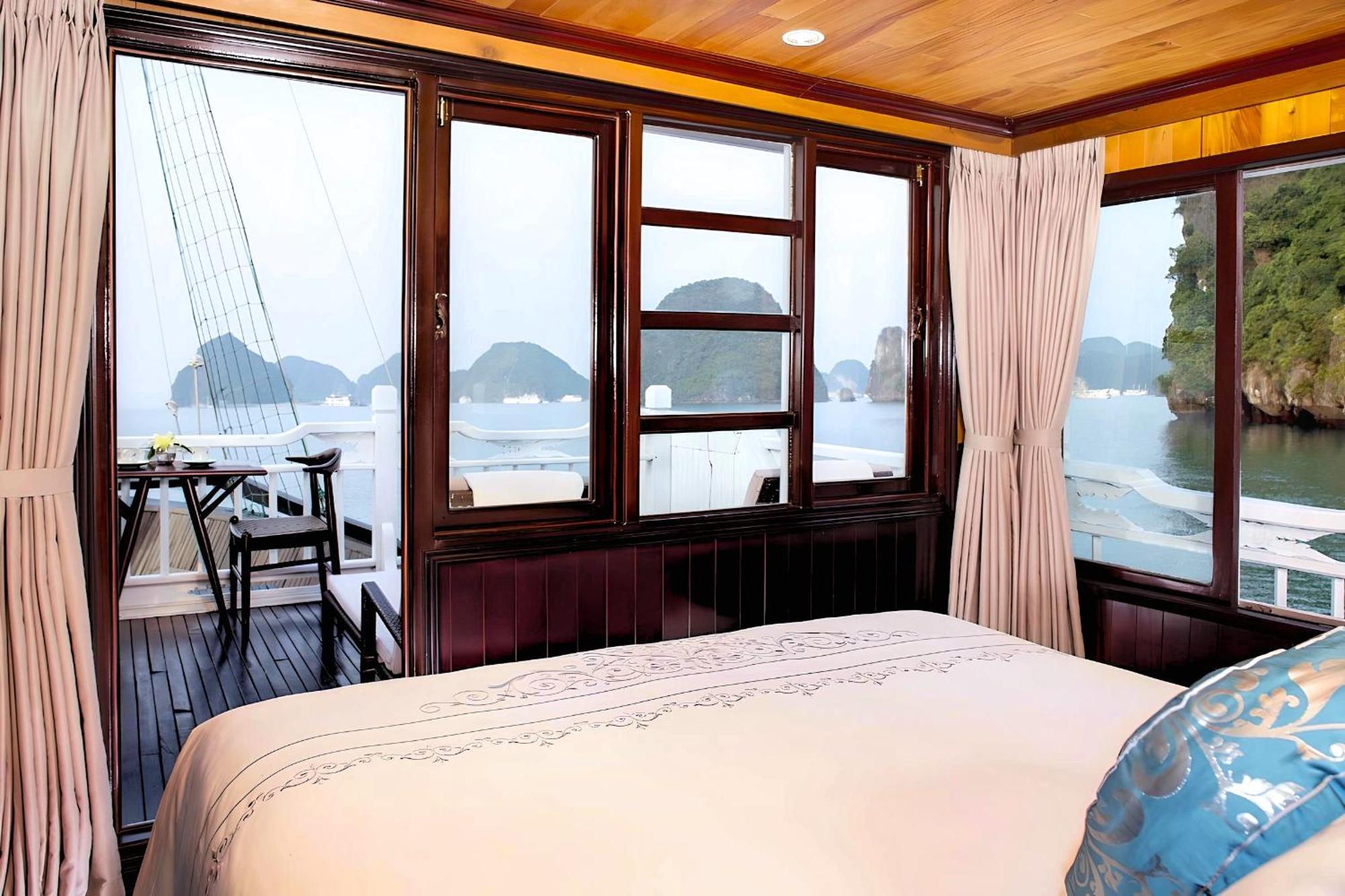 Hera Classic Boutique Cruise Ха Лонг Екстериор снимка